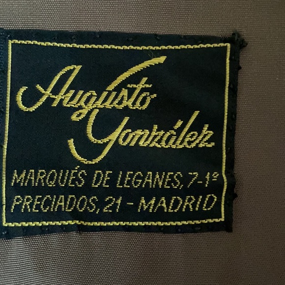 Augusto González Suede Coat - Picture 14 of 15